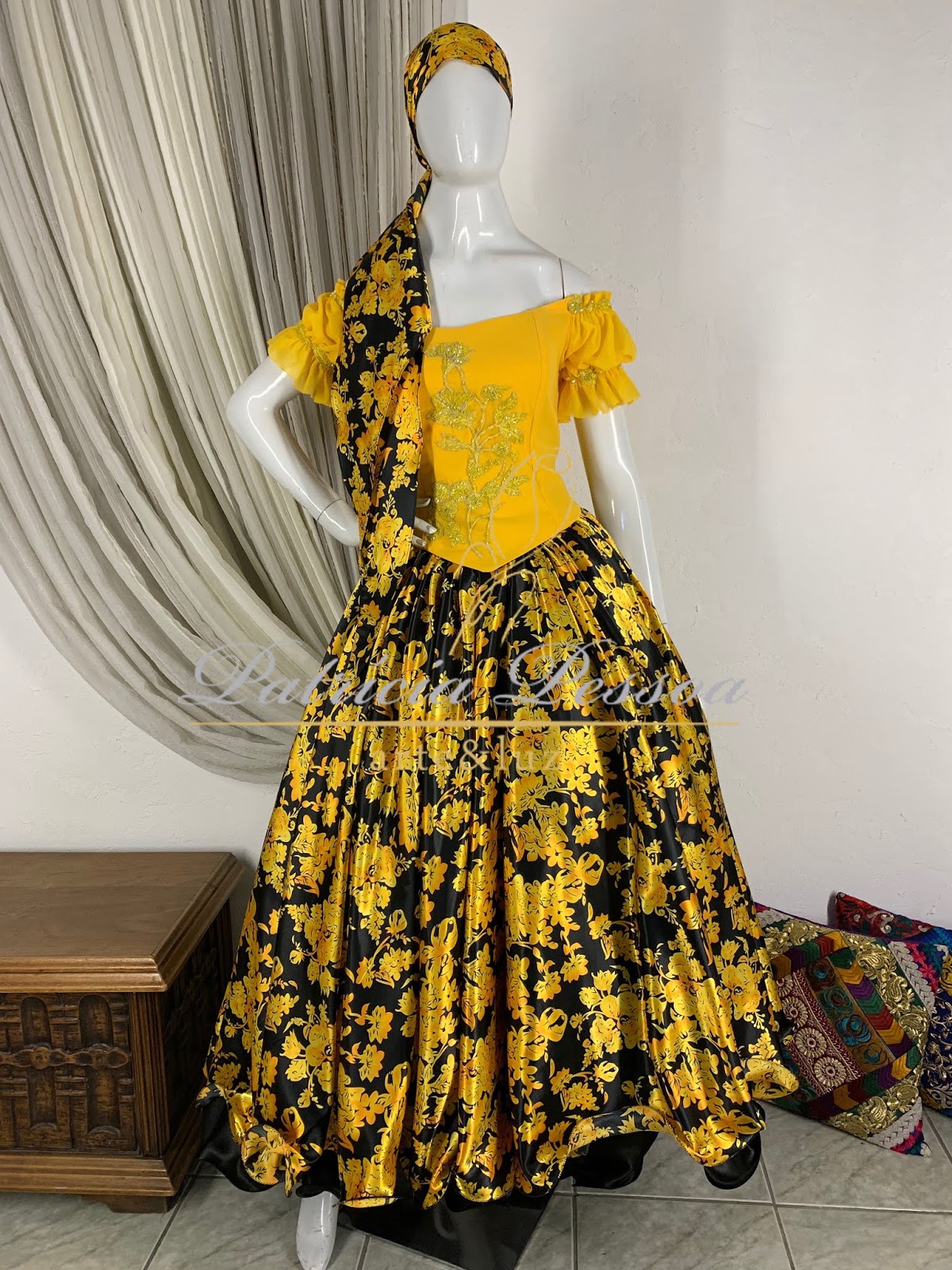 Roupa cigana amarela top